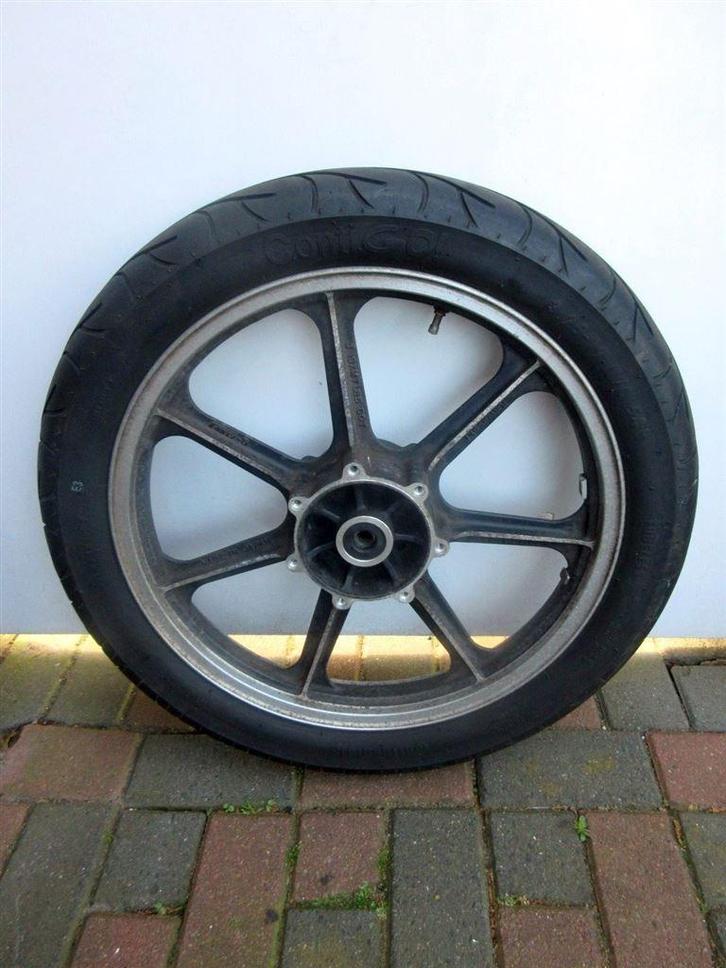 Kawasaki GT550 voorwiel voorvelg voor velg wiel Z550 Z 550, Motoren, Onderdelen | Kawasaki, Gebruikt, Ophalen of Verzenden