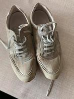 Sneakers merk Maja grijs maat 39, Maja, Ophalen of Verzenden, Zo goed als nieuw, Sneakers
