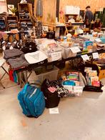 À vendre brocante et vide dressing, Enlèvement, Comme neuf