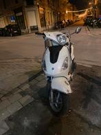 Piaggo fly 4t 2v, Fietsen en Brommers, Ophalen, Piaggio, Zo goed als nieuw, Benzine