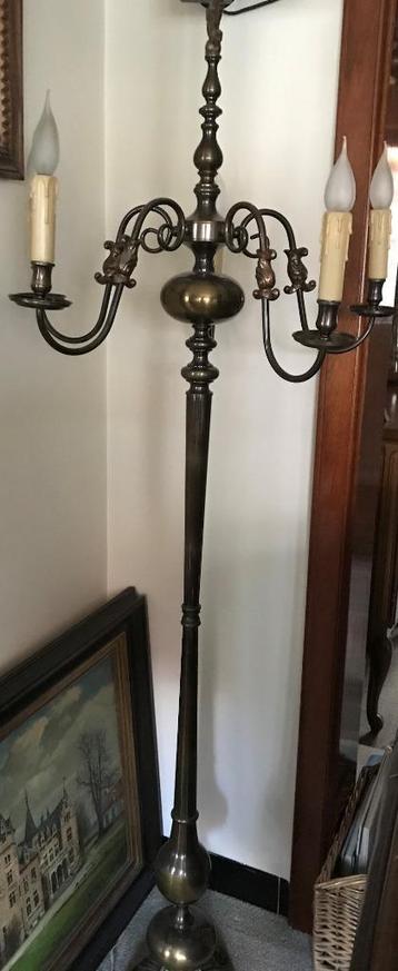 antieken vloerlamp, Enlèvement, Utilisé