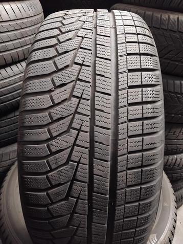 235/50/18 235/50r18 2355018 winter Hankook  beschikbaar voor biedingen