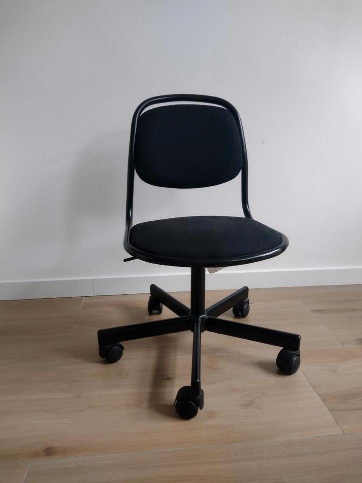 Ikea Örfjäll kinderbureaustoel zwart, Huis en Inrichting, Bureaustoelen, Bureaustoel, Zwart, Ophalen