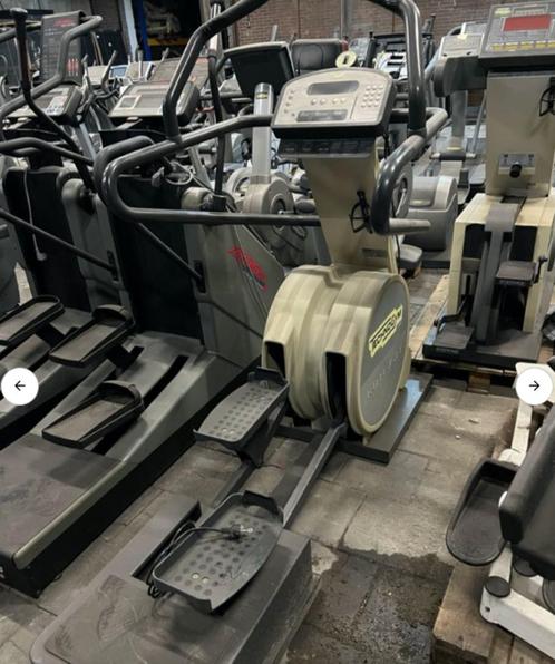 Technogym Rotex 600 XT Pro Crosstrainer, Sport en Fitness, Fitnessmaterialen, Gebruikt, Armen, Benen, Borst, Buik, Rug, Ophalen of Verzenden