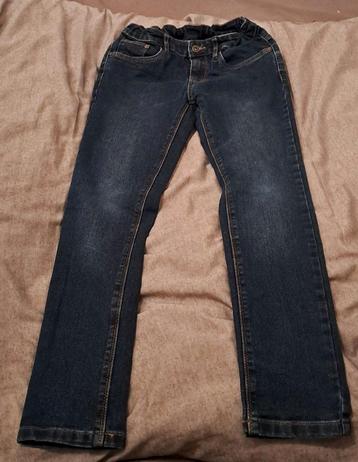  Pantalon en jean (taille 152) 