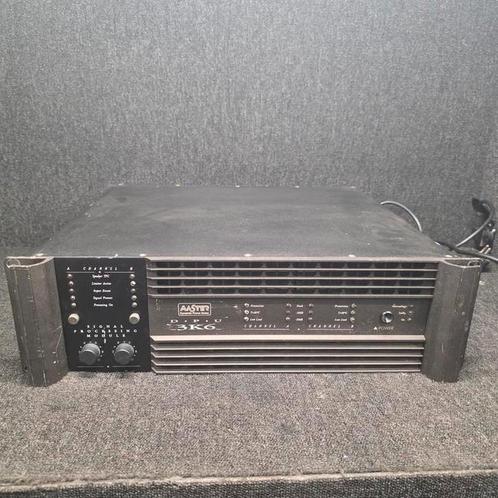 MASTER  DPU 3K6   versterker   2 x 1800 watt, Audio, Tv en Foto, Luidsprekerboxen, Zo goed als nieuw, Ophalen of Verzenden