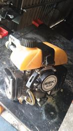 Vend ou échange, moteur de débroussailleuse thermique ISEKY, Jardin & Terrasse, Débroussailleuses, Enlèvement