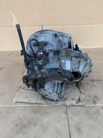  versnellingsbak PK5013 opel vivaro renault trafic 1.9D 5 ba beschikbaar voor biedingen