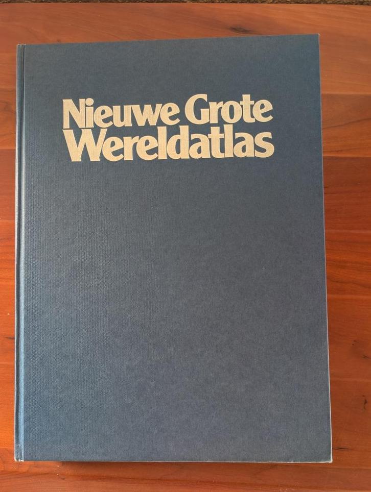 Nieuwe Grote Wereldatlas, Boeken, Atlassen en Landkaarten, Zo goed als nieuw, Wereld, Ophalen of Verzenden