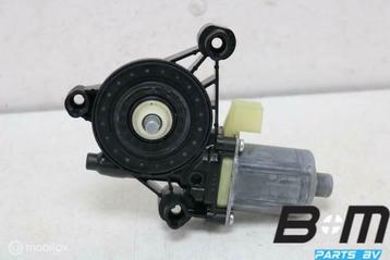 Raammotor rechtsvoor VW Tiguan 5NA 5Q0959802C beschikbaar voor biedingen
