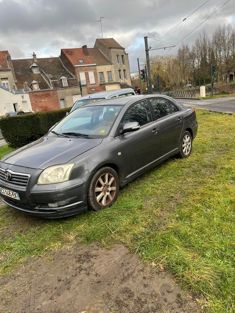 Toyota avensis 2,2 d4d 177, Autos : Pièces & Accessoires, Moteurs & Accessoires, Toyota, Enlèvement ou Envoi