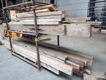 28 huisjes van 3 tot 4 km  beschikbaar voor biedingen