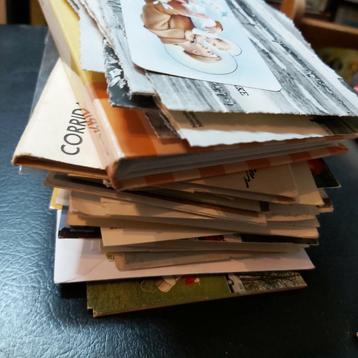 lot van 200 items postkaarten en prentjes beschikbaar voor biedingen