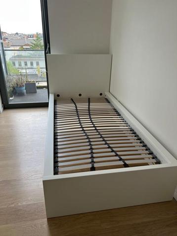 IKEA MALM Bed + LÖNSET beschikbaar voor biedingen