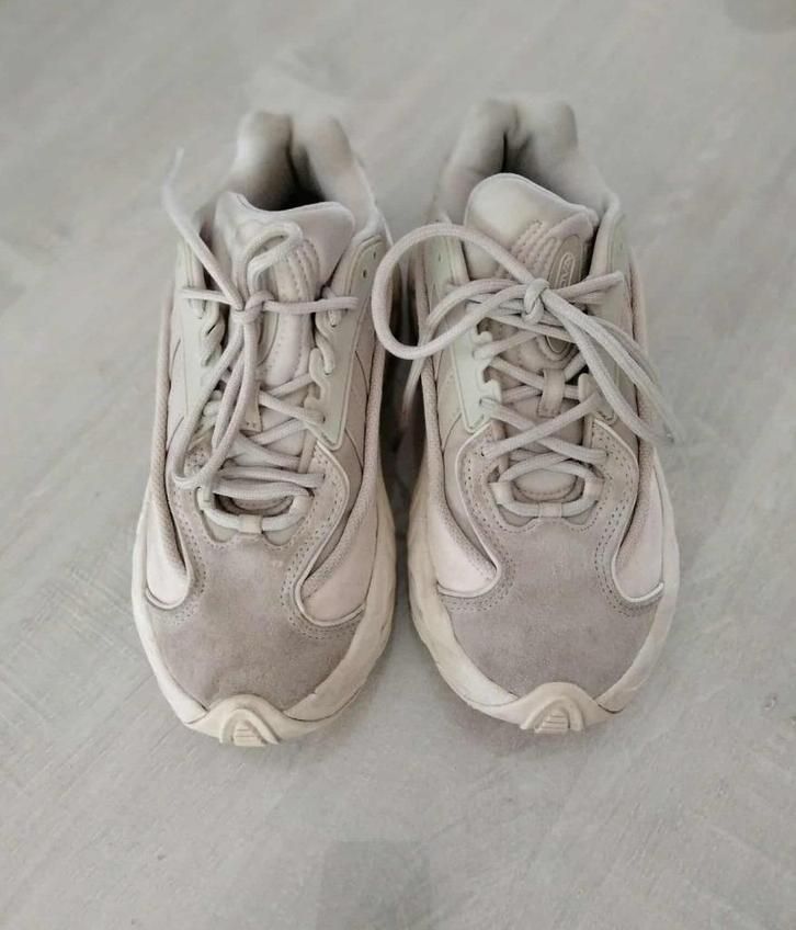 adidas oznova sneakers maat 37 1/3, Kinderen en Baby's, Kinderkleding | Schoenen en Sokken, Zo goed als nieuw, Schoenen, Jongen of Meisje