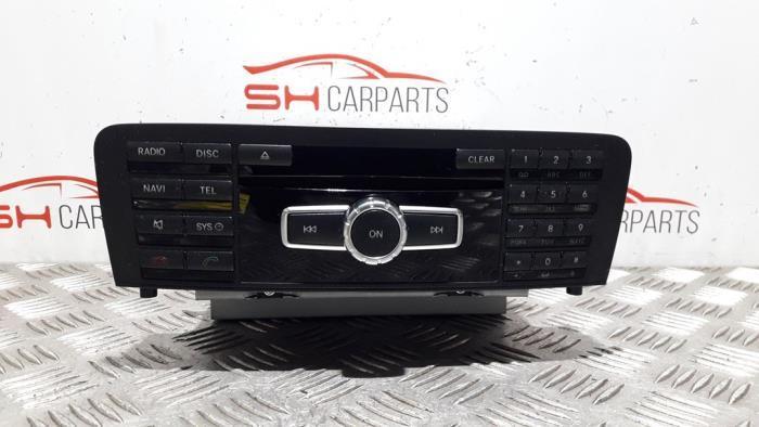 Navigatie Systeem van een Mercedes CLA, Auto-onderdelen, Elektronica en Kabels, Mercedes-Benz, Gebruikt, 3 maanden garantie, Ophalen of Verzenden