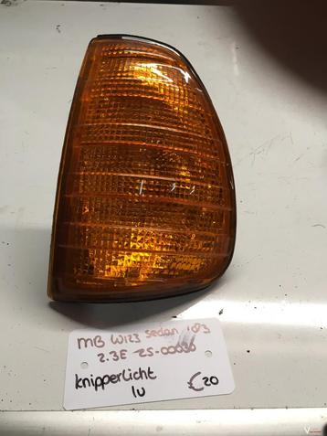 Mercedes W123 Sedan 2.3 1983 Wagennr 2500030  Knipperlicht L beschikbaar voor biedingen