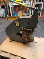 Perforateur de plaque manuel, Enlèvement, Utilisé