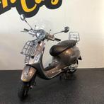 OCCASION met GARANTIE vespa primavera 45km b klasse 4v, Fietsen en Brommers, Gebruikt, Overige modellen, Ophalen of Verzenden