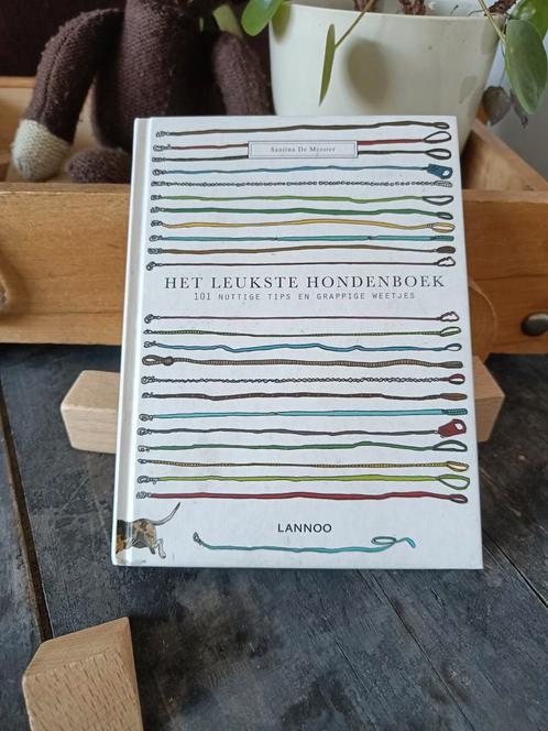 Santina De Meester - Het leukste hondenboekje, Boeken, Dieren en Huisdieren, Zo goed als nieuw, Ophalen