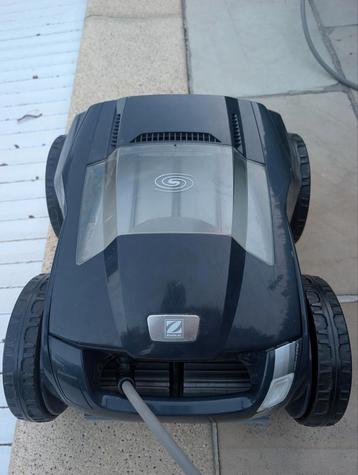 Zwembadrobot zodiac 6300iq beschikbaar voor biedingen