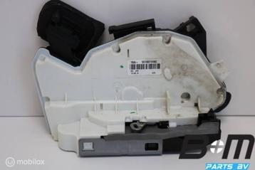 Portierslot RV (bijrijderskant) VW Passat B8 Variant beschikbaar voor biedingen