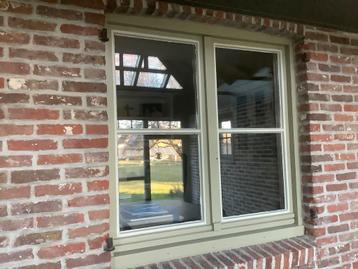 Ramen en deuren te koop beschikbaar voor biedingen