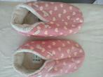 maat 31-32 pantoffels met hartjes, Enlèvement ou Envoi, Comme neuf