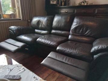 Lederen 3 zit zetel beschikbaar voor biedingen