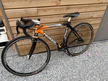 Crossfiets beschikbaar voor biedingen
