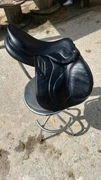 Selle Devoucoux 18 pouces, Dieren en Toebehoren, Paarden en Pony's | Zadels, Gebruikt, Springen