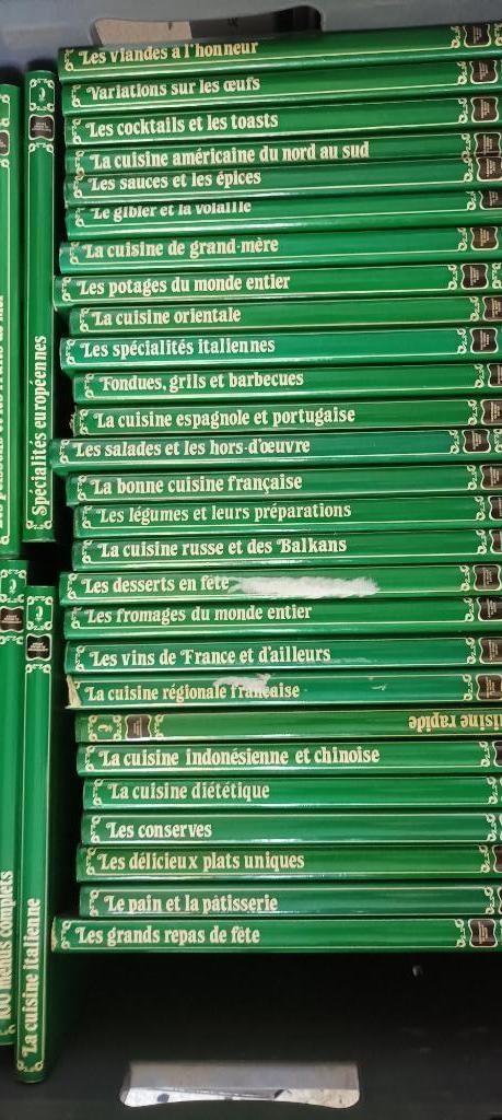 Collection complète de 32 livres Gastronomie du monde entier, Boeken, Kookboeken, Gelezen, Overige gebieden, Ophalen of Verzenden