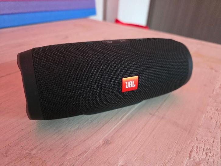 jbl charge 3, Audio, Tv en Foto, Luidsprekerboxen, Zo goed als nieuw, Overige typen, JBL, Ophalen