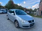 Volkswagen polo 1.2 benzine km 212.000 bj 2005, Auto's, Stof, Zwart, 4 cilinders, Bedrijf