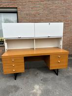 Houten bureau met opbergkasten, Huis en Inrichting, Ophalen, Gebruikt, Bureau