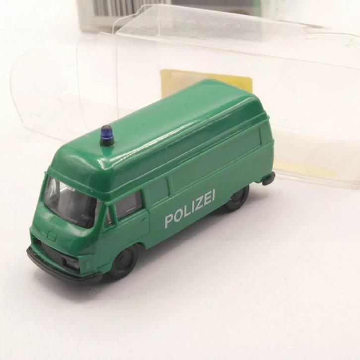 1:87 IMU I.M.U. 09013 Hanomag Henschel F25 1967-1973 Polizei, Hobby en Vrije tijd, Modelauto's | 1:87, Zo goed als nieuw, Bus of Vrachtwagen