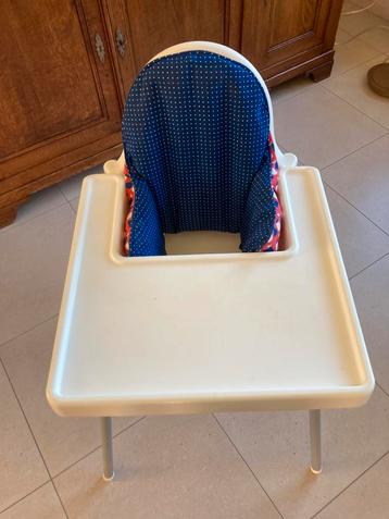 Baby stoel of kinder stoel.   Ikea beschikbaar voor biedingen