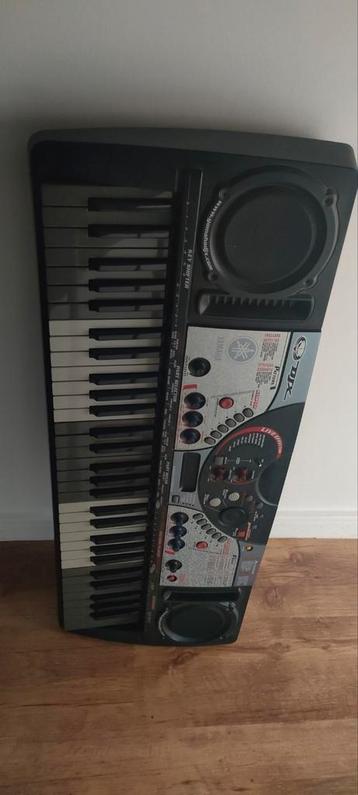 Yamaha DJX II. 