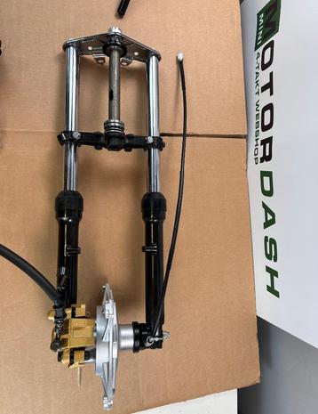 Voorvork ST50 old style + schijfrem voor dax beschikbaar voor biedingen
