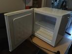 petit congélateur INUVIK, Elektronische apparatuur, Gebruikt, Minder dan 85 cm, Tussenbouw, Minder dan 60 cm