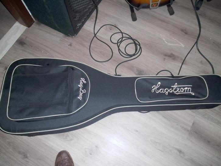 Hagstrom "Hag bag", Musique & Instruments, Boîtiers & Valises, Comme neuf, Guitare basse électrique, Enlèvement