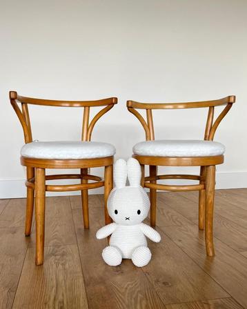 Kinderstoelen in Thonet-stijl — 1930 - 100% gerestaureerd beschikbaar voor biedingen