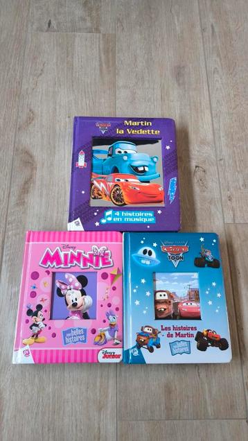 Lot Livres Disney Cars et Minnie  disponible aux enchères