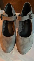 Chaussures dame grises pointure 42, Comme neuf, S.Oliver, Gris