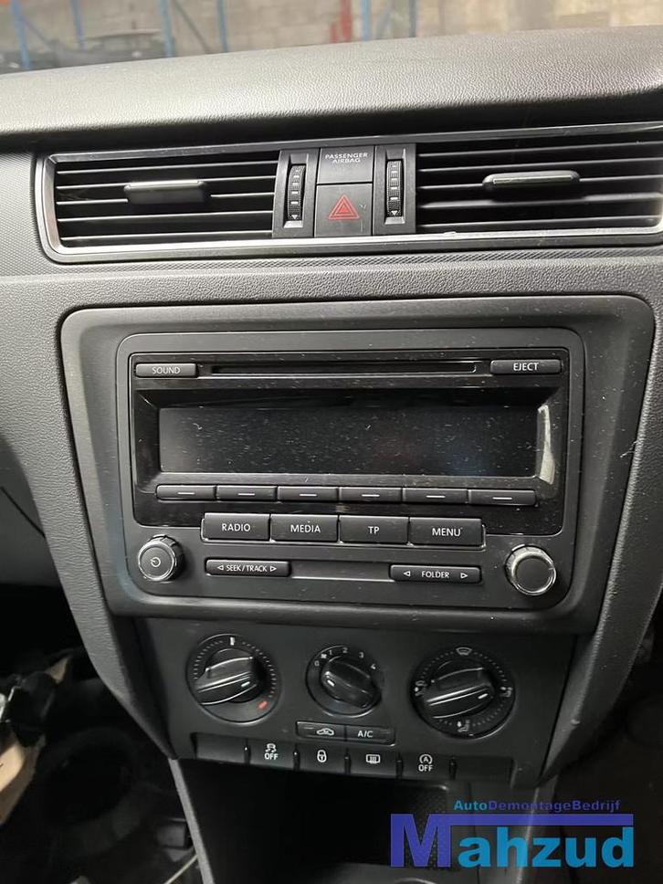 SEAT TOLEDO 4 radio cd speler 2012-2019, Auto-onderdelen, Elektronica en Kabels, Seat, Gebruikt