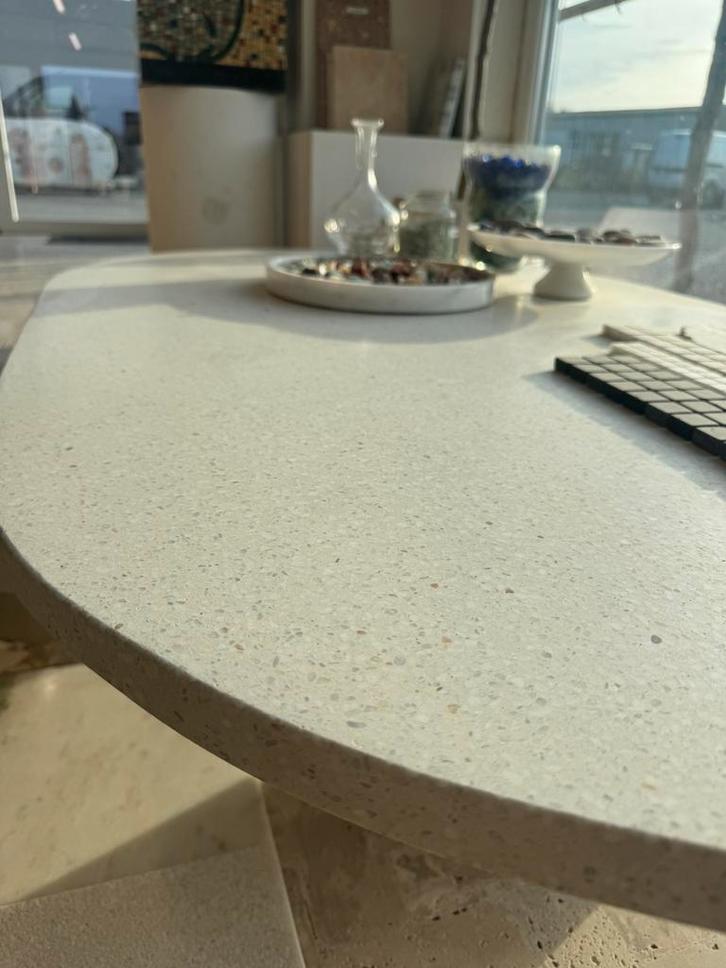 Table en granito, Maison & Meubles, Tables | Tables à manger, Comme neuf, Enlèvement