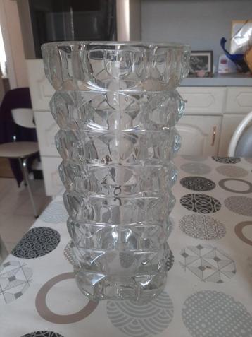 Vintage persglazen vaas – reliëf design – jaren ’70 beschikbaar voor biedingen