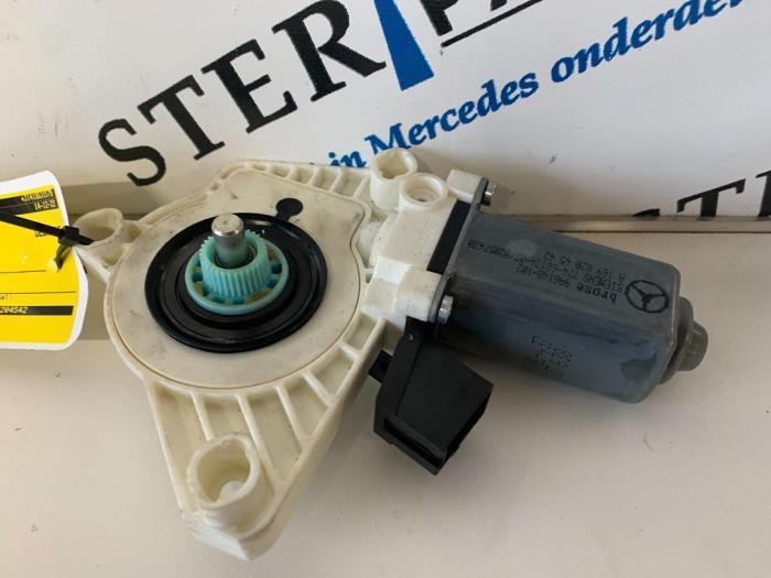 Raammotor Portier van een Mercedes A-Klasse, Auto-onderdelen, Carrosserie, Mercedes-Benz, Gebruikt, 3 maanden garantie, Ophalen of Verzenden
