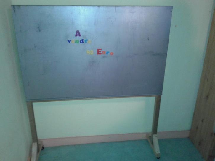 a vendre tableau magnétique, Huis en Inrichting, Woonaccessoires | Overige, Ophalen