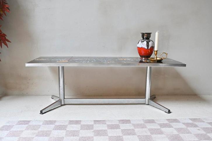 Adri Belarti Koffietafel/salontafel met tegelblad, Huis en Inrichting, Tafels | Statafels, Gebruikt, Ophalen